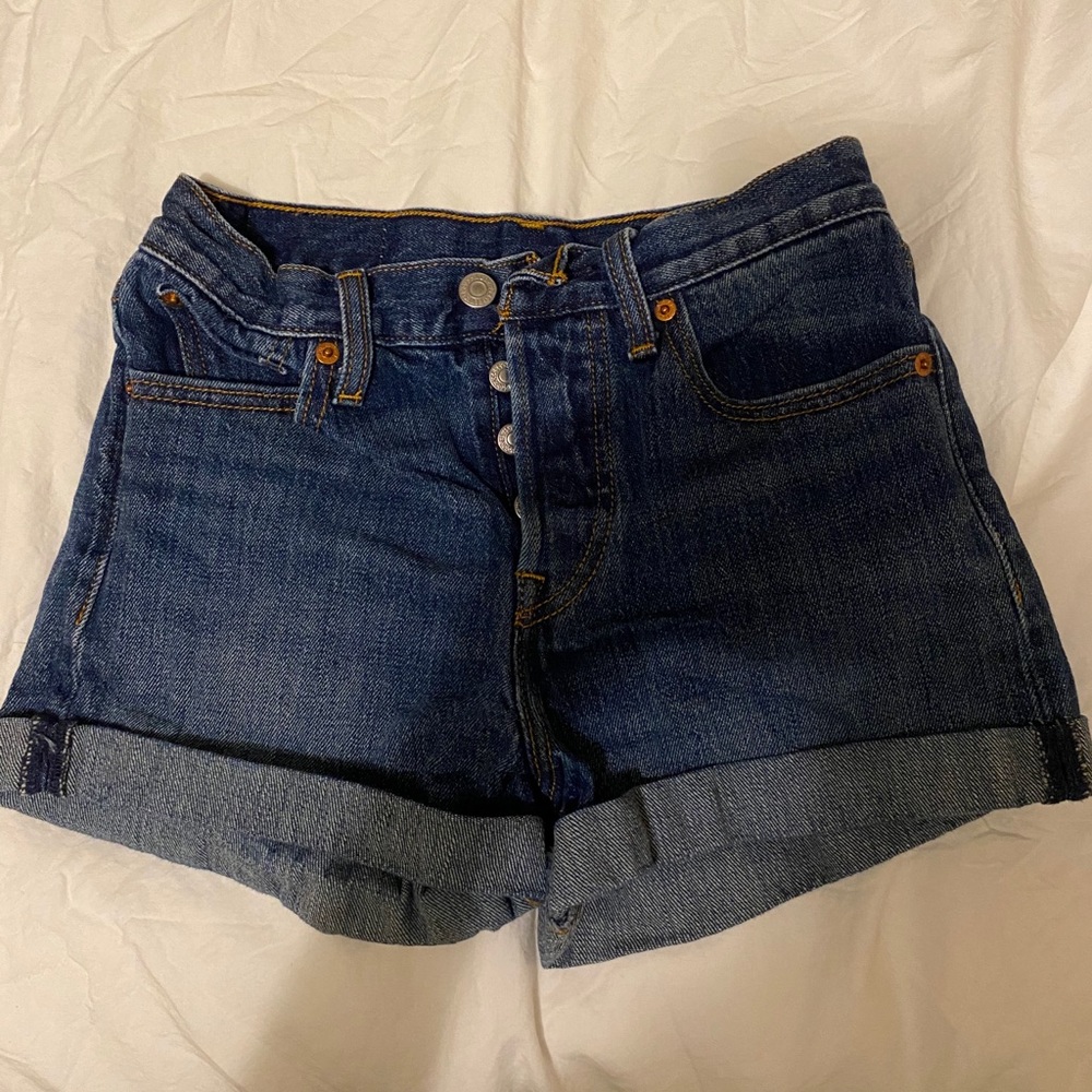levi’s jean shorts
